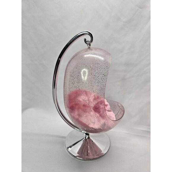 Vintage Bratz Funky Fashion Furniture Doll Egg Swing Chair Pink 2003 - Picture 3 of 13